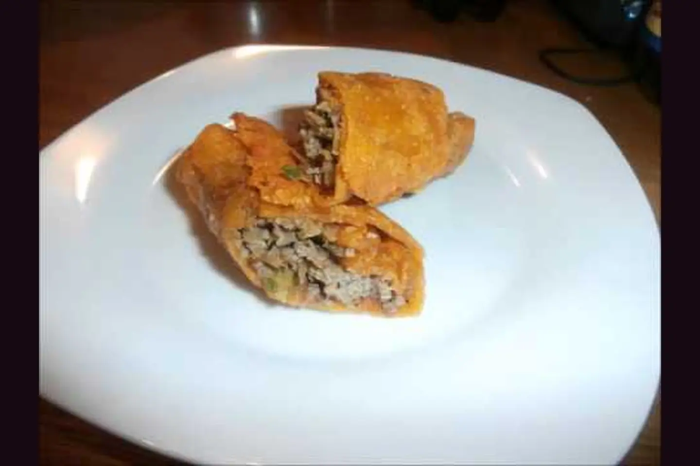 Original LCHF Diva crack slaw served in a cheese shell